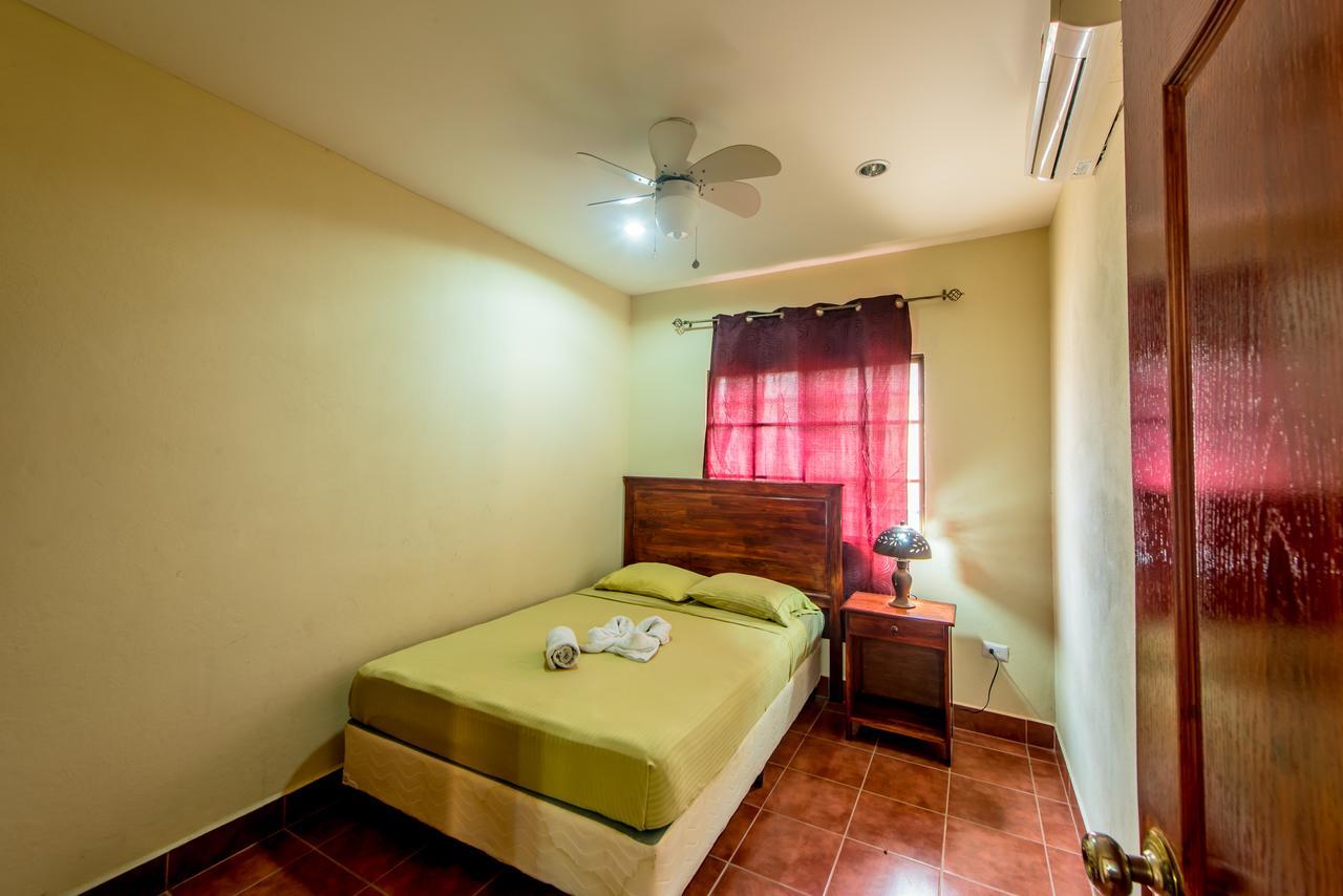Fullmoon Hotel Granada Habitación foto