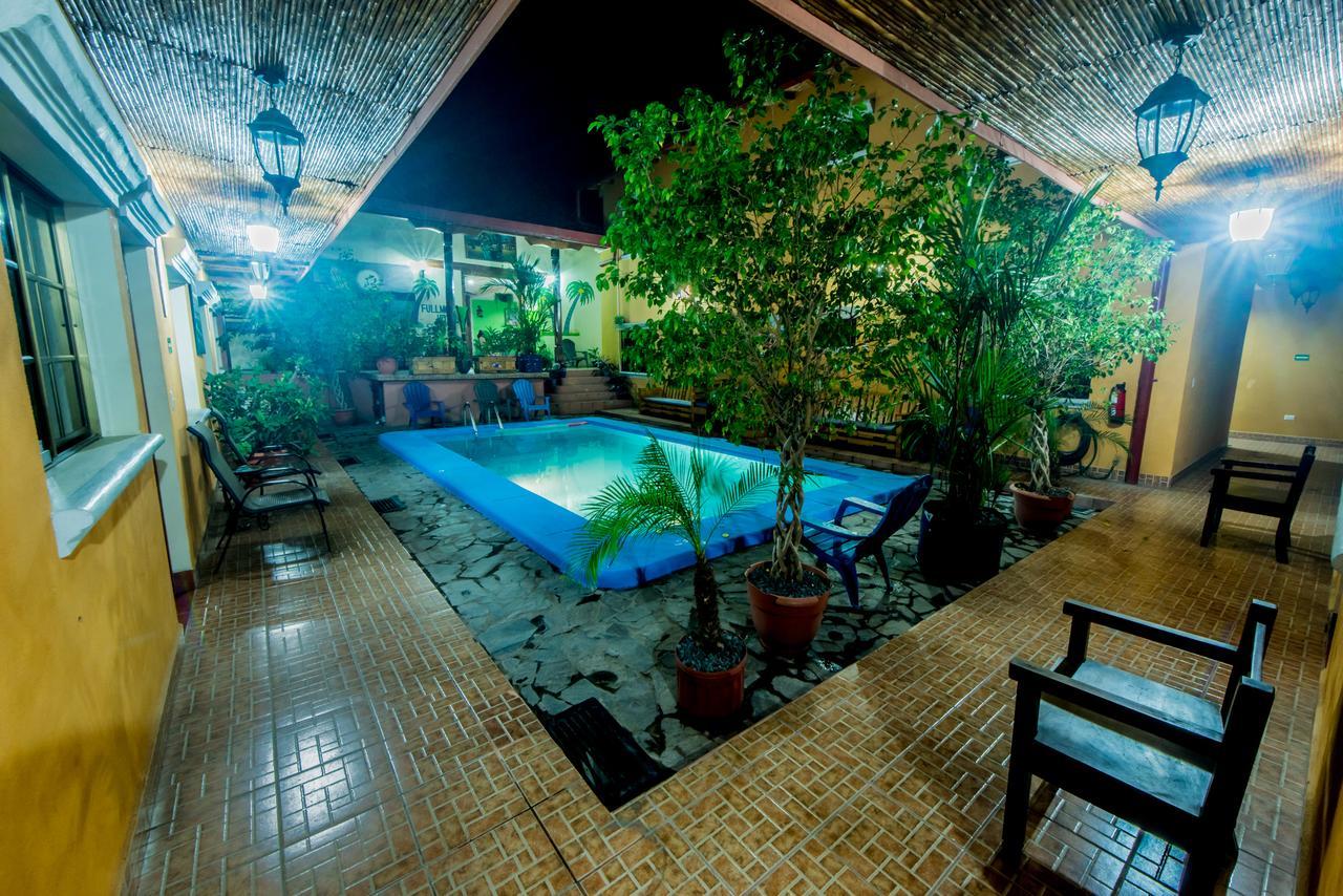 Fullmoon Hotel Granada Exterior foto